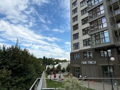 Оренда сфери обслуговування / Новопечерські Липки 39$м2 Киев