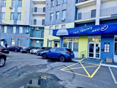 ВЛАСНИК без% оренда  приміщення 48кв.м Київ Виноградар Світлицького 35 Київ