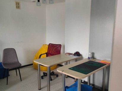 Офісне приміщення зі сховищем Черкаси