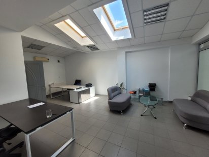 Здам офісне приміщення м.Ужгород, вул. Швабська, 40м² Ужгород