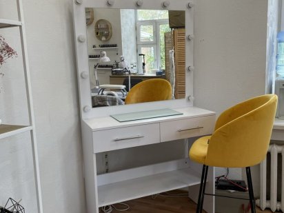 Оренда місця бровіста / візажиста поділ поштова площа / аренда места Киев