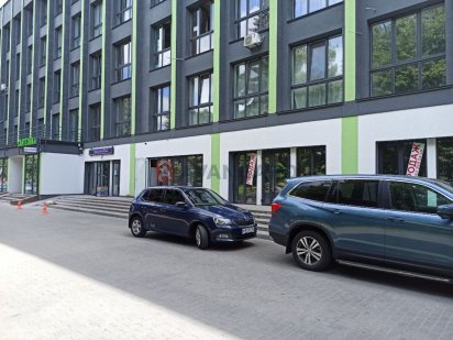 Оренда приміщення 225м2 (106м2+118м2). ЖК 'Комфорт-парк' Черкаси