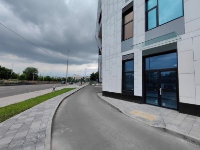 Нежитлове фасадне прищення 45м2 ЖК Манхеттен, 1 поверх, окремий вхід Київ