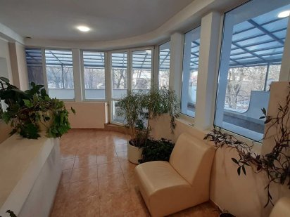 Офис в БЦ с террасой, 70 м2, 2 кабинета, метро Дорогожичи. Київ