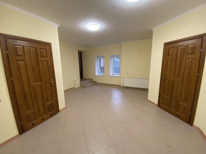 Оренда комерційного приміщення на вул. Володимира Великого Тернополь