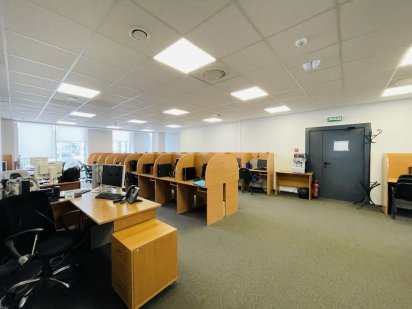 **NEW! ЦЕНТР!  Оренда 420 кв.м. в Сучасному БЦ вул. Київська Чернигов