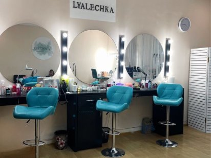 Здається в оренду місце в салоні Винница