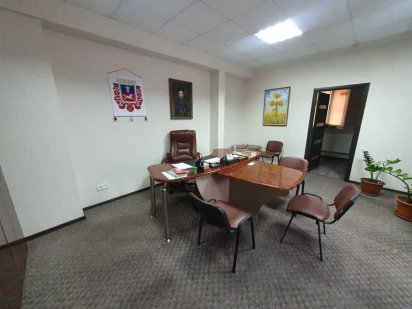 Оренда офісів р-н Казбет вул. Благовісна - Можайського. Черкаси