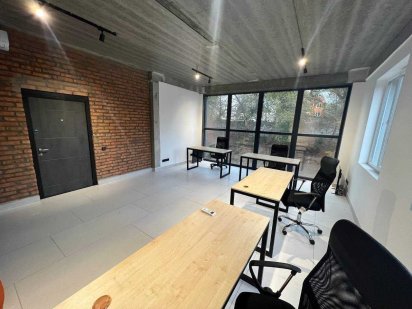 Офіс в БЦ з генератором, метро Тараса Шевченка Київ