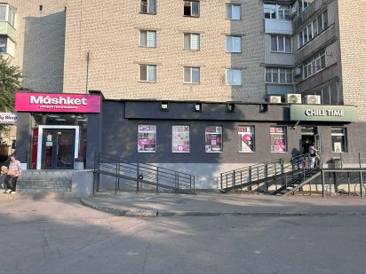 Оренда фасадного магазину Юрія Клена Винница