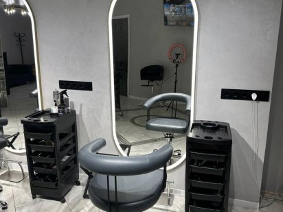 Оренда крісла, майстра перукаря Киев