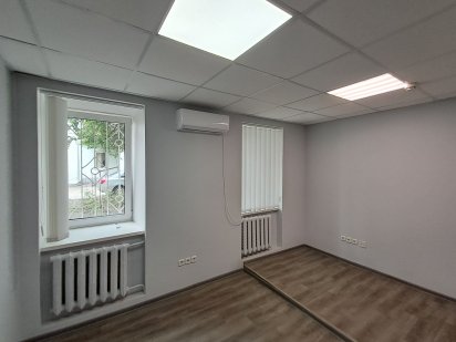 Без комиссии. 1 этаж.м.Арсенальная Київ