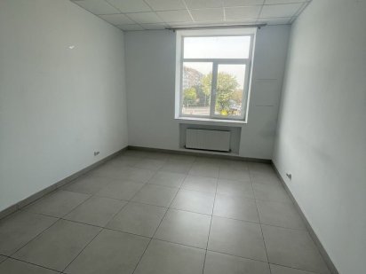 Здам офіс, р-н площі 700-річчя Черкаси