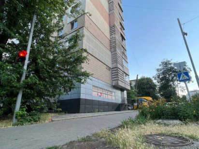 Оренда фасадного приміщення, р-н. Седова. Черкаси