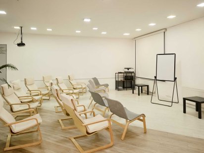 Погодинна оренда Конференц-залу (до 50 осіб) в центрі Дніпра Днепр