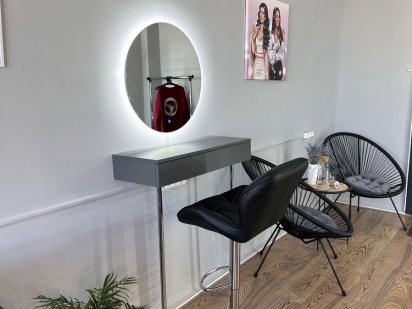 Оренда місця для бровіста/візажиста у ЦЕНТРІ Днепр