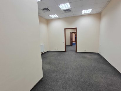 Офис в БЦ, 105 м.кв на 3 кабинета, Подол. Собственник. Київ