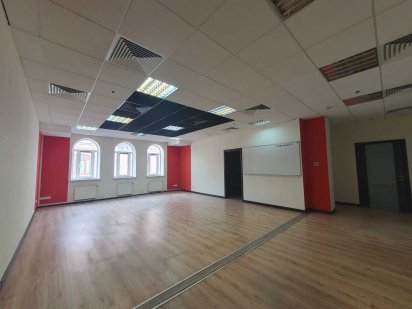 Аренда офиса 1069  кв.м.,  БЦ, Верхний Вал.  Идеально  под колл-центр. Киев