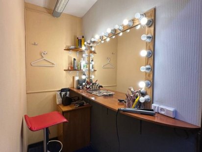 Сдам офис на ул.Комсомольская 370 м2 Дніпро