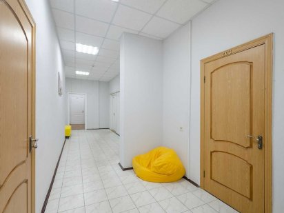 Кабінет манікюру. 16м2. м Тараса Шевченка. 7220 грн з ПДВ. Є укриття Київ