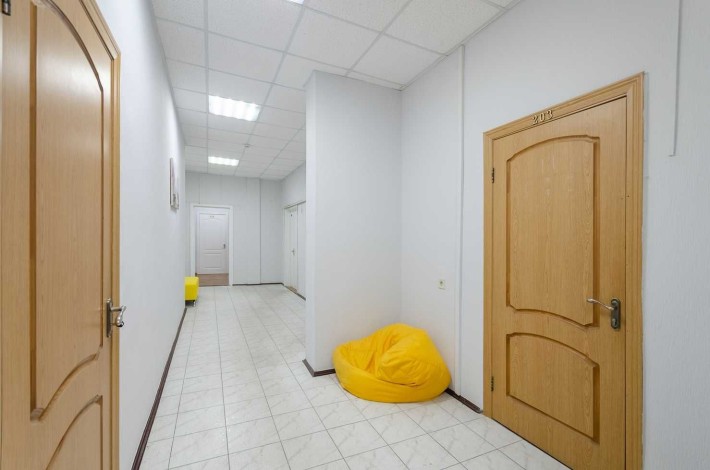 Кабінет манікюру. 16м2. м Тараса Шевченка. 7220 грн з ПДВ. Є укриття - фото 1