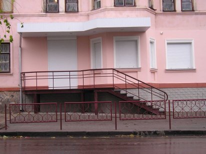 Здам в оренду приміщення  у центрі під офіс або магазин . Житомир