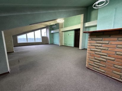 Здам в оренду приміщення на Набережній