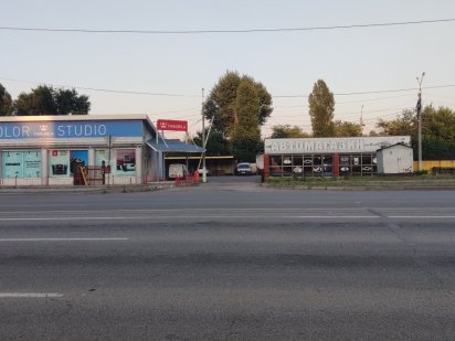 Сдам отдельно стоящее помещение на красной линии.100 квадратных метров Дніпро