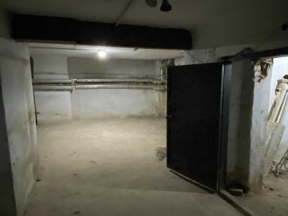 СДАМ помещение подвал на Металлургов 1, высота потолков 2.35