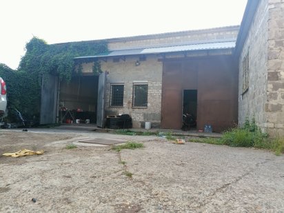 Сдам помещение 200кв.метр.под СТО,Производство,Склад.Район 12 квартал. Дніпро