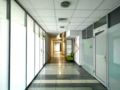 28 кв.м в оренду в центрі Києва м. Звериницька Киев