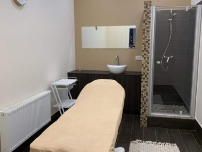 Кабінет в салоні краси. ЖК «Парк Ленд» вул. Практична 4 . Київ