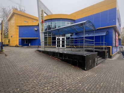 Комерційне примішення  1170 кв.метрів в 2 поверхи з бомбосховищем. Житомир