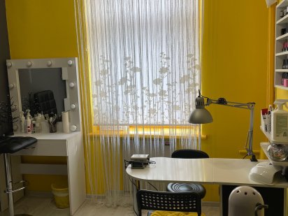 Місце для майстра манікюру Житомир