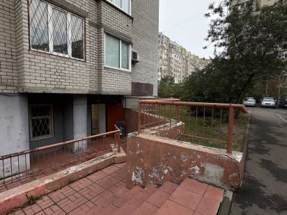 Помещение кабинет Даргоманова 15А 21,7кв.м. Київ