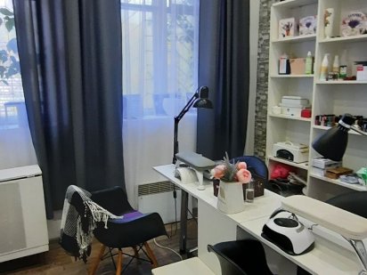 Центр. Площадь S = 71 m2. Первый этаж. АГВ. Место под рекламу. Винница