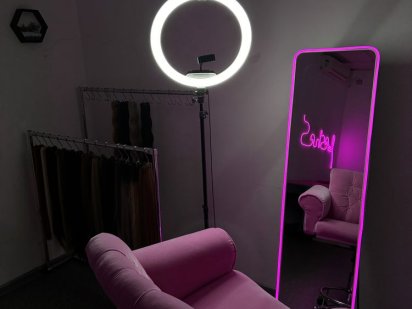 Здам місце для майстрів по нарощенню вій, перманентного макіяжу… Житомир