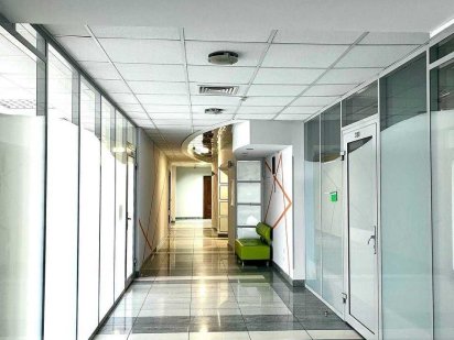 Невелике приміщення ор-р вул. М. Міхновського Центр Киев