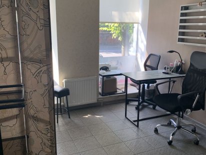 Оренда місця для майстра манікюру/педикюру Житомир