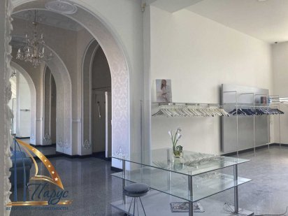 Оренда магазину по пр. Соборному 159 р-н вул. Миру 119м2