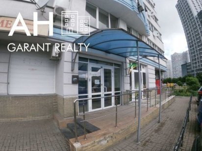 Перший поверх.  Окремий вхiд  Дніпровська набережна 26А..Осокорки 2хв Київ