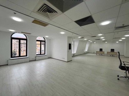 БЕЗ% Аренда офиса Арена Сити Крещатик Бессарабская пл. Бассейная 234м2 Київ