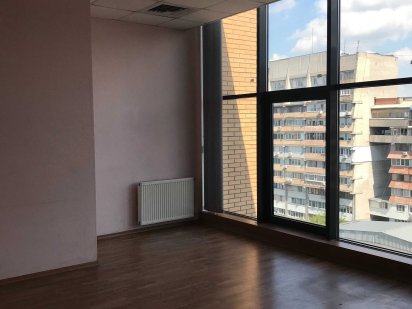 Офис 33м2 ТЦ Вавилон. Доступ и свет 24/7. Парковка б/п. Дніпро