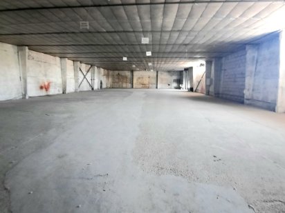 Оренда приміщення.Площа S= 900 m2.Тепло.Сухо.Висота воріт під ФУРу Винница