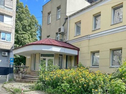 Сдам в аренду отдельное 3х этажное здание, ул. Кн. В. Великого, Центр Дніпро