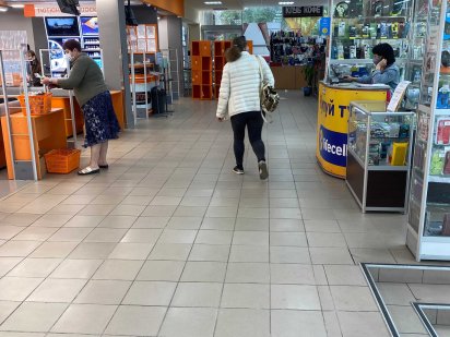 Оренда від 2 кв.м. до 15 кв.м. в ТЦ Varus