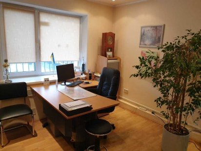 Сдам в Аренду Офис с ремонтом пл 18м расположенный в Центре города! Дніпро