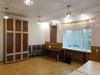 Аренда офиса в центре Бульвар 9000тис с коммунальными Житомир