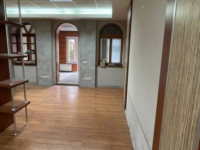 Сдам офис 160 квм отдельно стоящий дом центр Дніпро