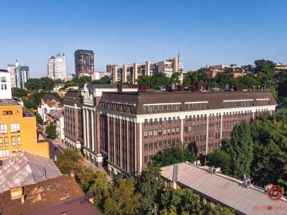 Оренда фасадного приміщення 150 м2 в БЦ Кудашевський ( м.Дніпро) Дніпро